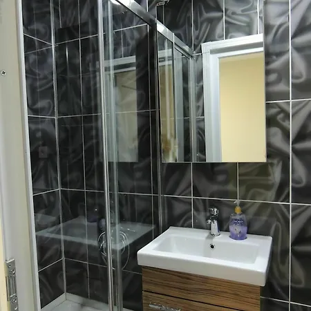 Aparthotel Haznedar Koeskue *